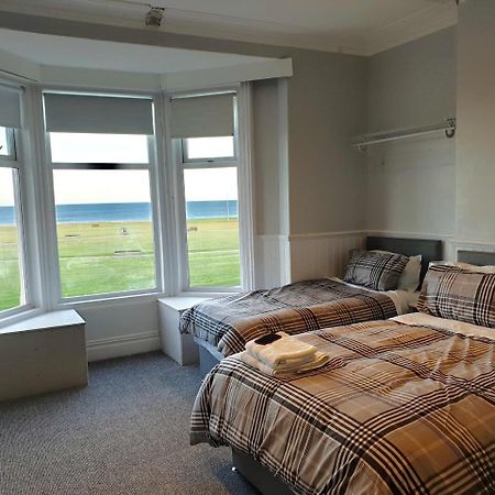 Cara Guesthouse Whitley Bay Bagian luar foto