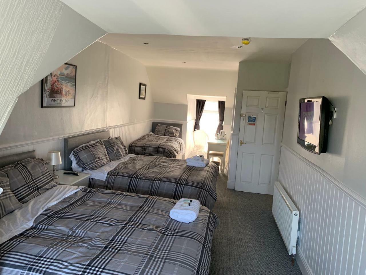 Cara Guesthouse Whitley Bay Bagian luar foto